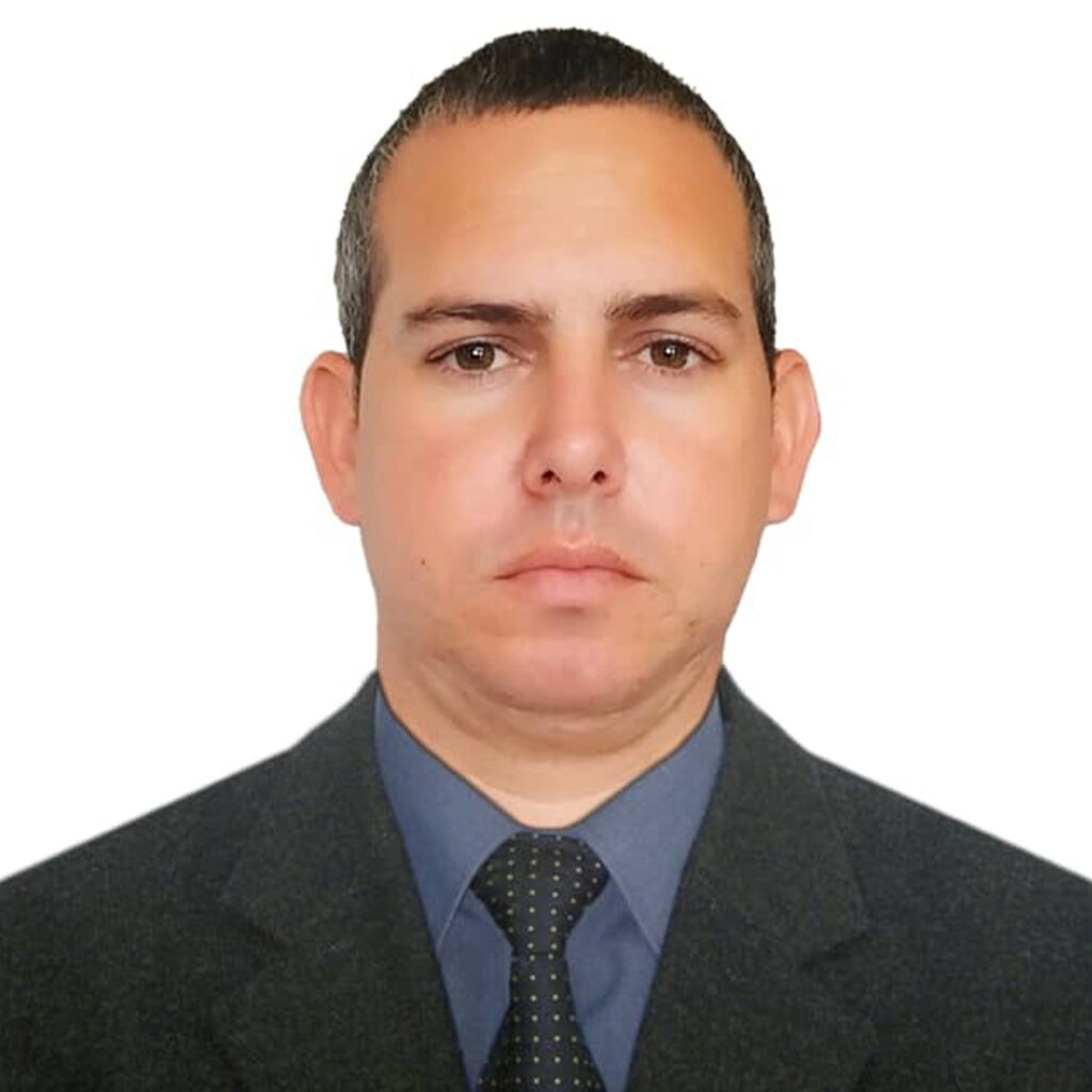 Dr. C. Arturo Orellana García